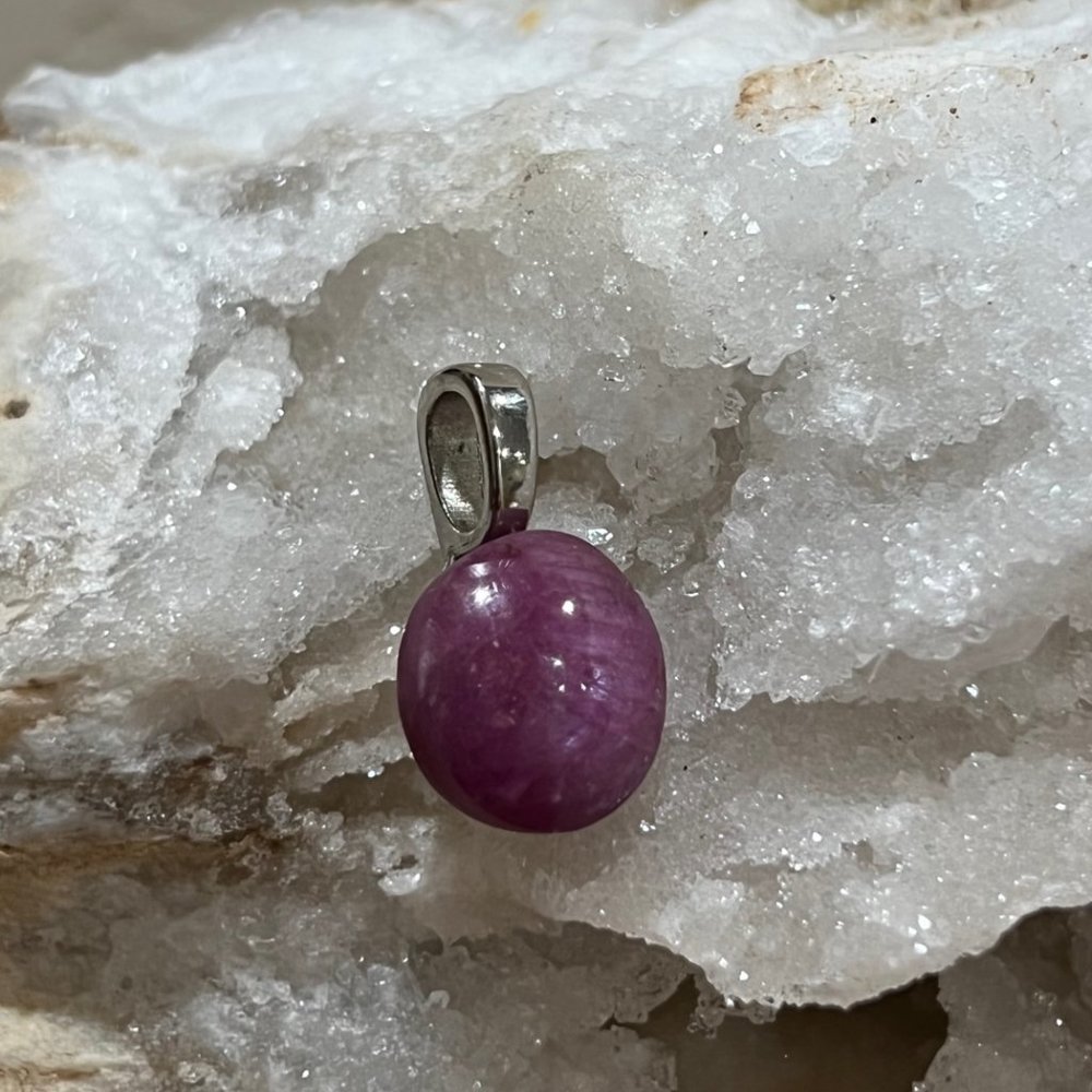 Sterling Silver Star Ruby Pendant - image 1